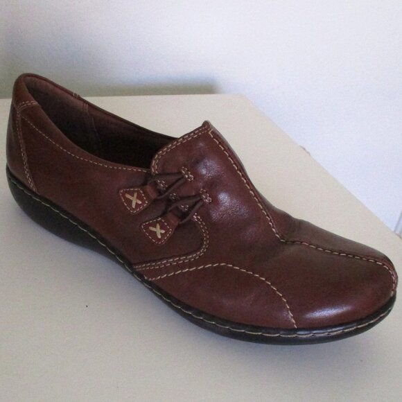 Clarks bendables Womens Brown Leather Loafer - Size 9.5M - Picture 1 of 9